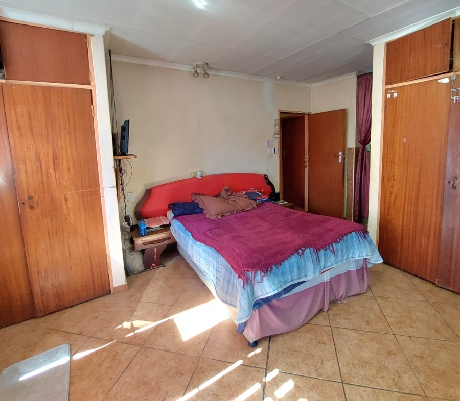 3 Bedroom Property for Sale in Mamogaleskraal AH North West